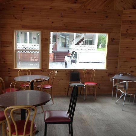 Northern Peaks Motor Inn Gorham Bagian luar foto